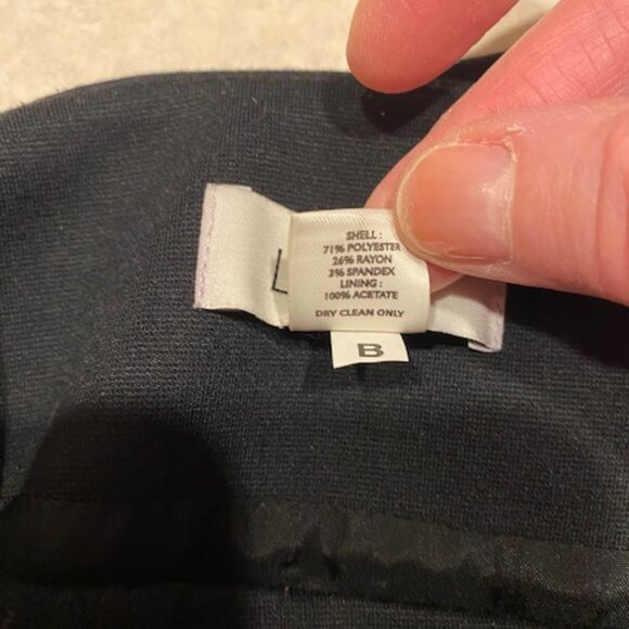 Ann Taylor LOFT Black Stretch Knit Lined Pencil Straight All Season Skirt Size 8 - Picture 6 of 7